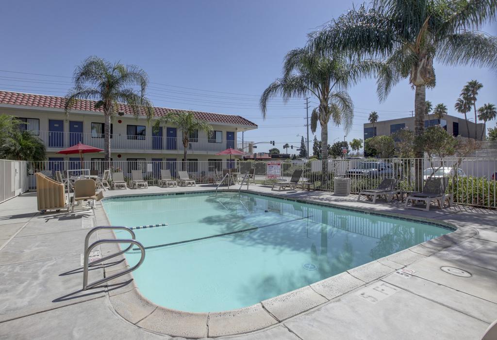 Motel 6-Corona, Ca Luaran gambar