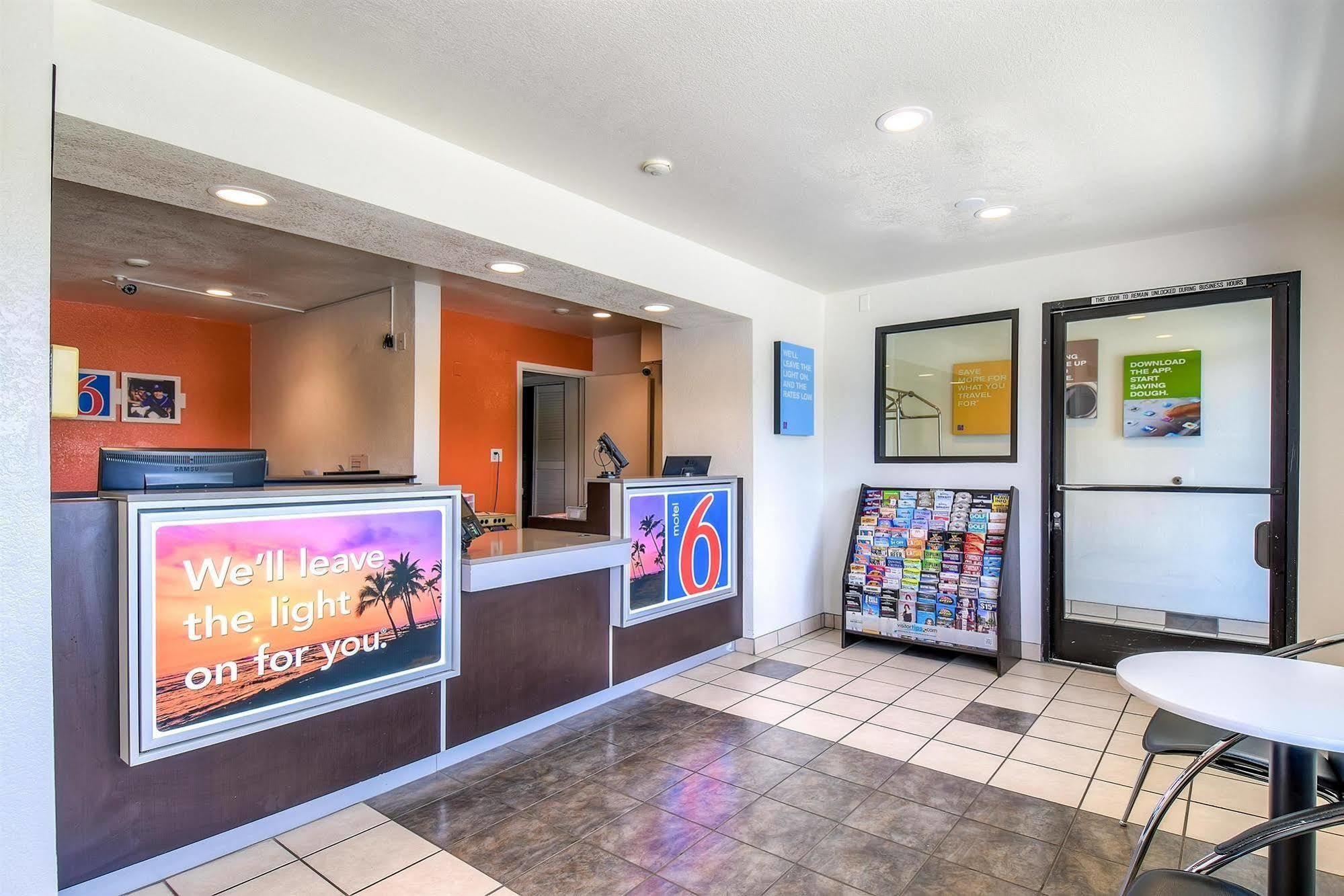 Motel 6-Corona, Ca Luaran gambar